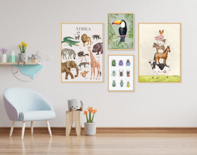 plakat på børneværelset med krible krable dyr som er biller