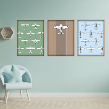 plakatvæg på grønt drengeværelse med flyvemaskine plakater