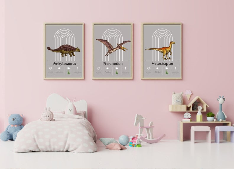 3 seje dinosaur plakater på et pigeværelse
